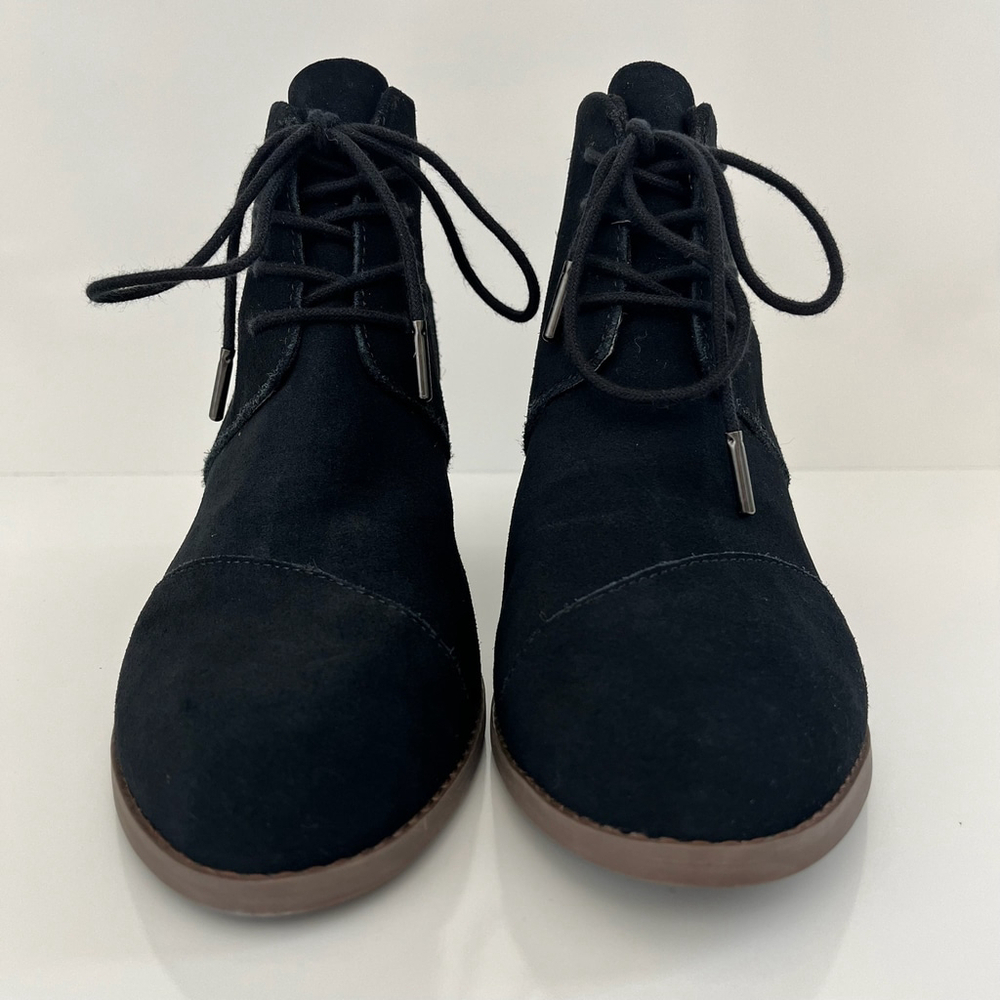 TOMS Hyde Wedge Bootie Black Suede Lace-Up 9.5 - Picture 7 of 14